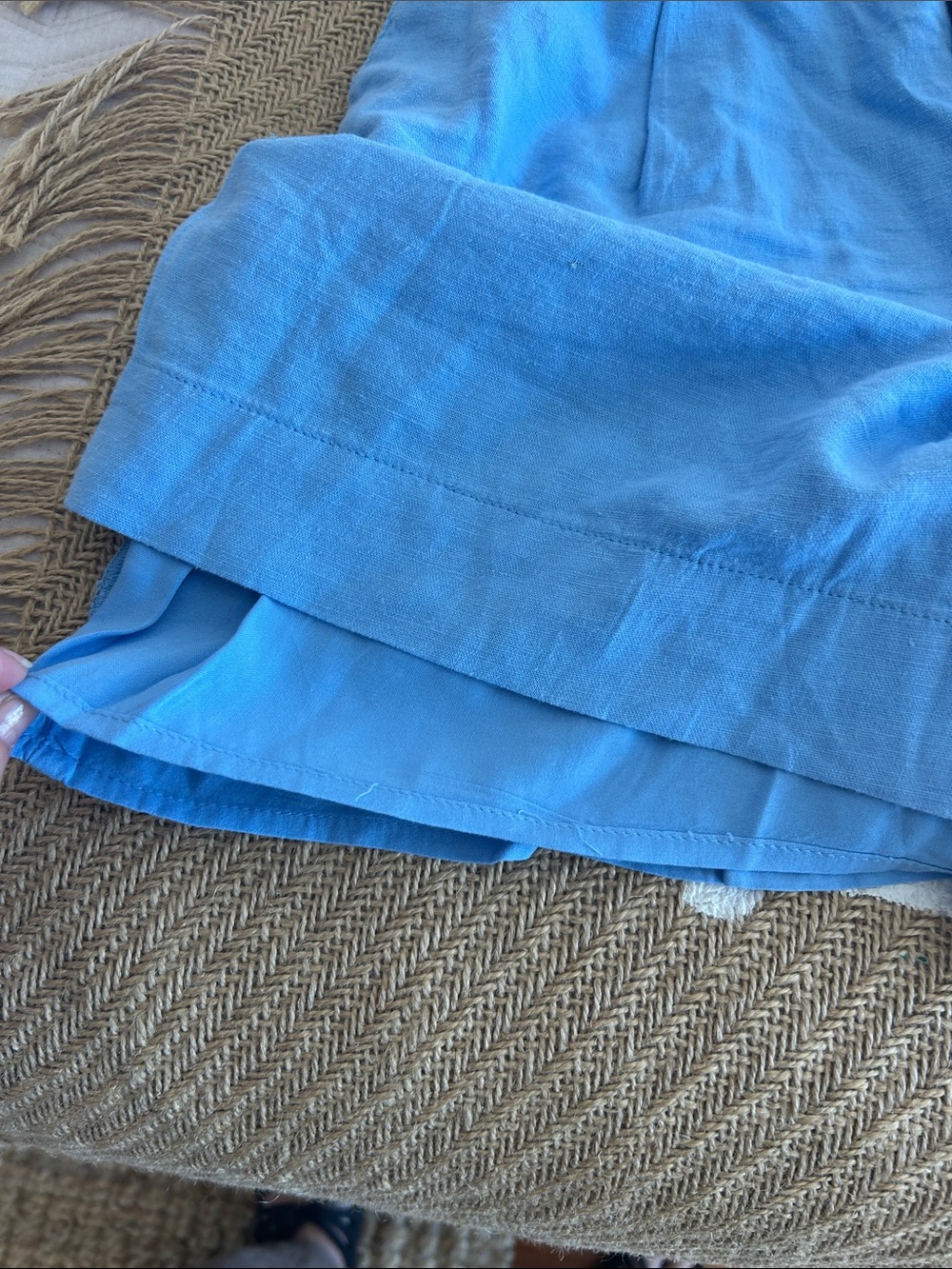 Abercrombie & Fitch Sky Blue Linen-Blend Pleated Shorts - Picture 4 of 5